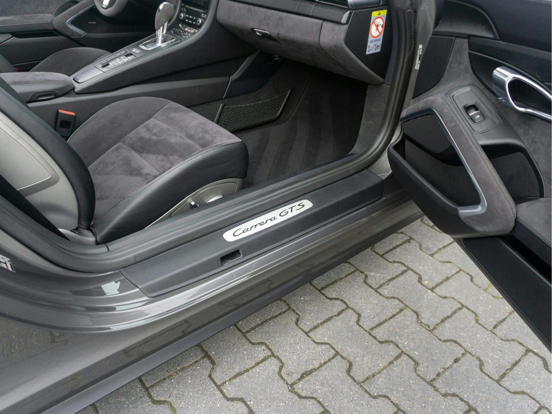 Porsche 911 Cabrio 3.0 Carrera GTS